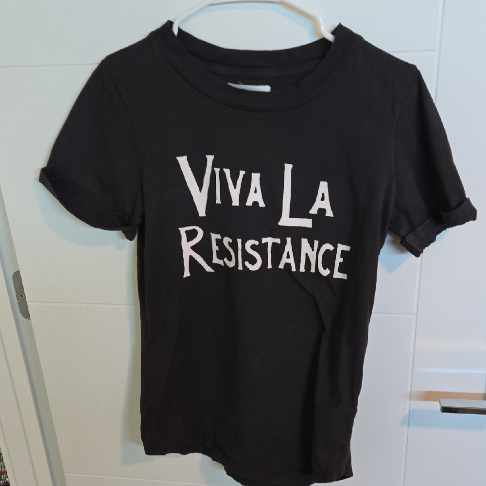 Sol Angeles Black Viva La Resistance T-shirt XS